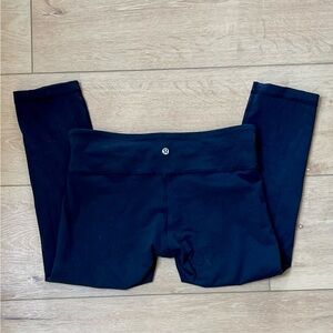 Lululemon Cropped Wunder Under Low Rise Leggings - Size 8 - Black